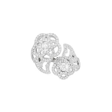 Bague Chanel Camélia Fil en or blanc et diamants