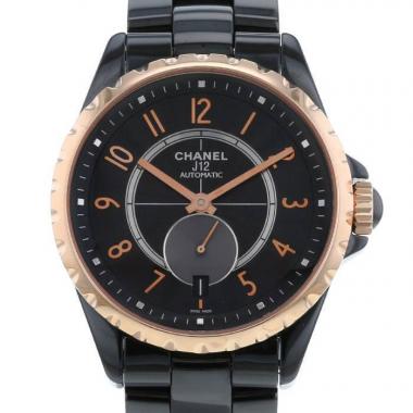 Montre Chanel J12 en or rose et céramique noire Ref :  H3838 Vers  2010