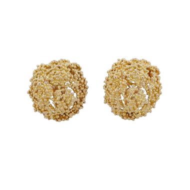 Paire de boucles d'oreilles années 1960 Boucheron  en or jaune